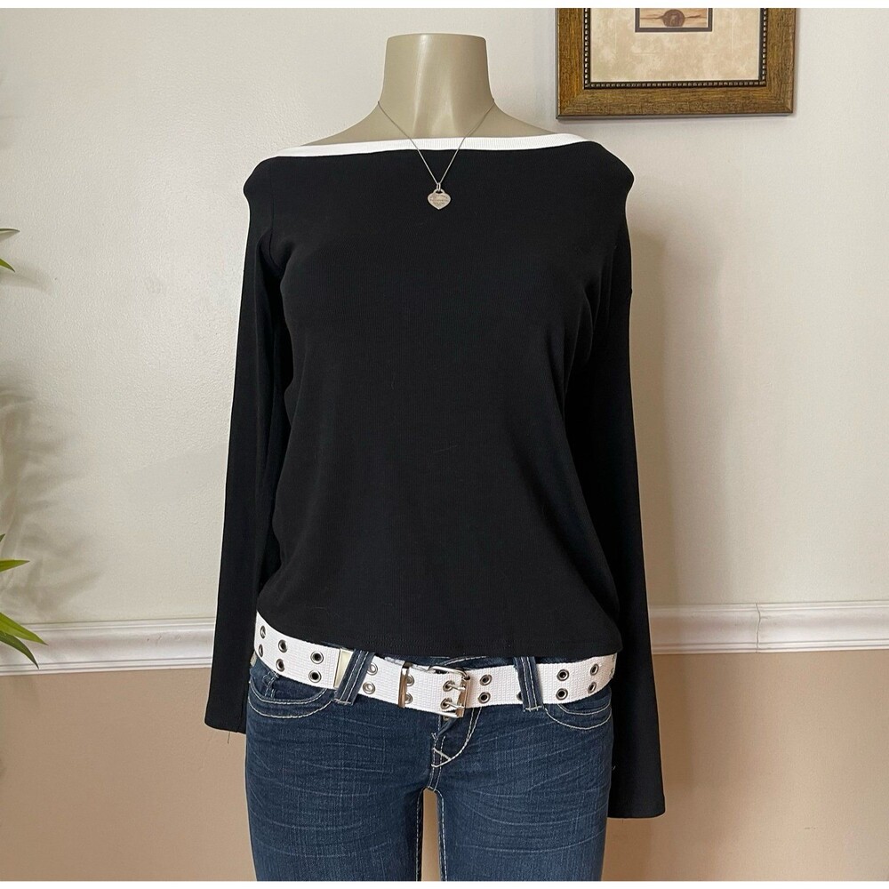 Darong Women's Off-The-Shoulder White & Black Blouse Top